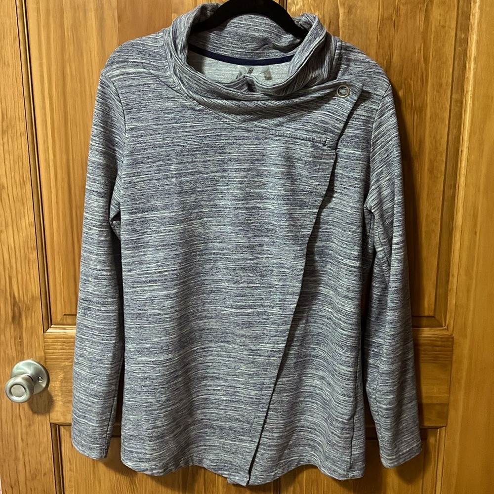 Unique danskin sweater